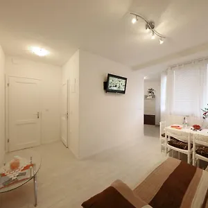 apartment-luci-zadar.hotelinzadar.com/